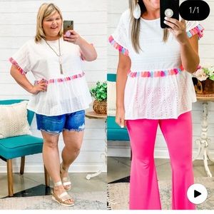 PLUS SIZE eyelet top